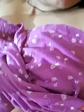 Nude Webcam with MILFybar - Stripchat