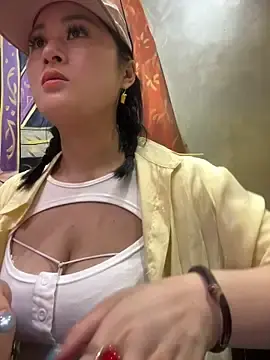 Free Porn Cam with Yolanda9 - Stripchat
