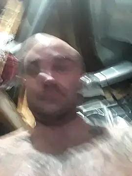 Live Porn with BulbasaurIsmettv - Stripchat