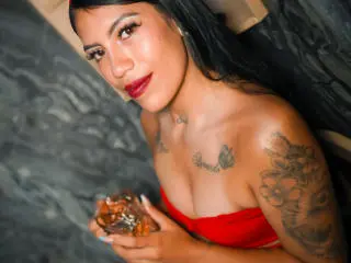 Live Sex with KymCorzo - Xlovecam
