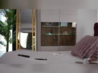 Private Sex Chat with ZenyaNoir - Xlovecam