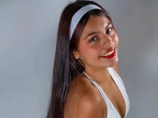 Free Live Porn with AlyssaGreen - Xlovecam