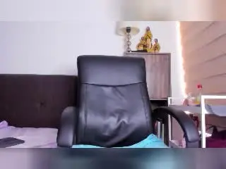 Best live sex cam show with VanellopeLm - Xlovecam