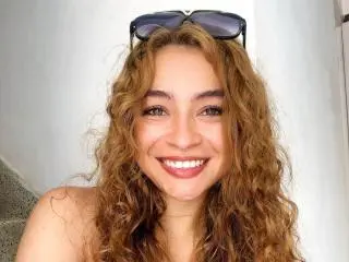 Adult Webcams with AriannaBlake - Xlovecam