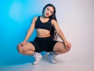 Adult Webcam with IbbyeMoreau - Xlovecam