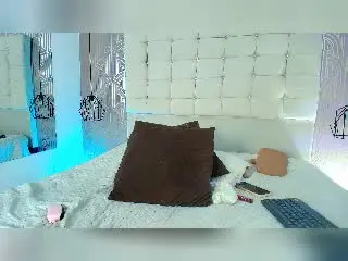 Free Porn Cam with LunaBaster - Xlovecam