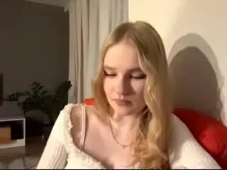 Live Porn with OlympiaCheroki - Xlovecam