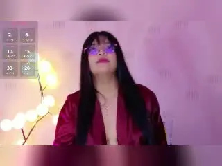 Live Sex Cam with InnocenthaZel - Xlovecam