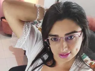 Best live sex cam show with KhalifaGold - Xlovecam