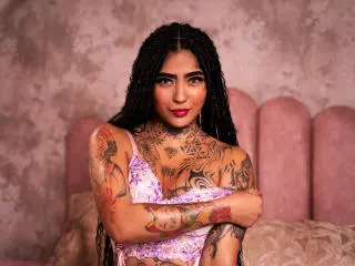 Nude Webcam with EmilieLake - Xlovecam