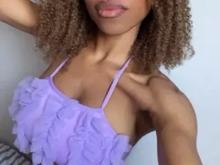 Free Live Porn with Ninah69 - Xlovecam