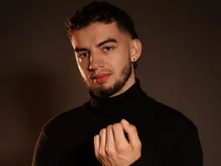 Live Sex with MichaelMagno - Xlovecam