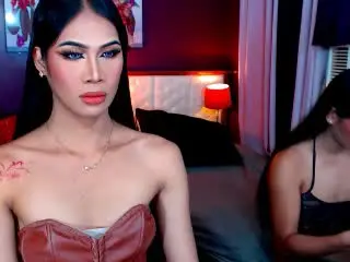 Free Porn Cam with TwoHornyTransinBed - Xlovecam