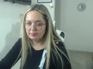 Free Porn Cam with SamyLm - Xlovecam