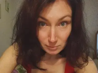 Live Sex Cam with AmiraGold - Xlovecam