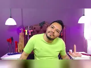 Sex Chat with StevenHills - Xlovecam