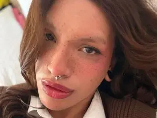 Live Sex with EllaThorne - Xlovecam