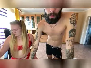 Best Webcam with MikeAndAnna - Xlovecam