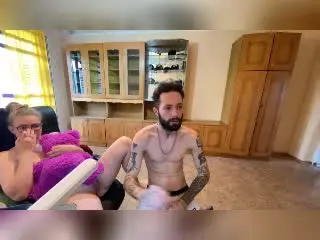 Live Sex with MikeAndAnna - Xlovecam
