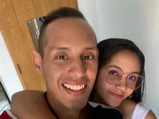 Best live sex cam show with LizAndJuan - Xlovecam