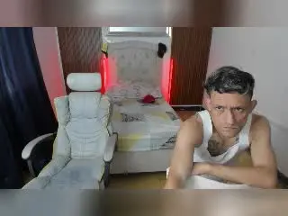 Adult Webcams with JuanAndLuke - Xlovecam