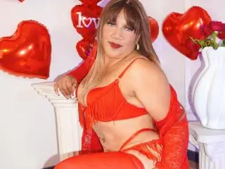 Adult Webcams with MiaMancini - Xlovecam