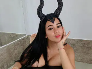 Nude Webcam with SolStephanny - Xlovecam