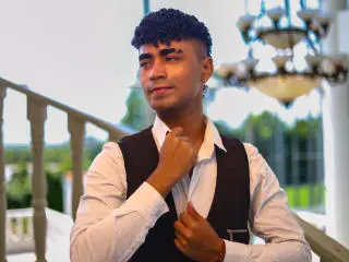 Adult Webcams with Jacobb69 - Xlovecam