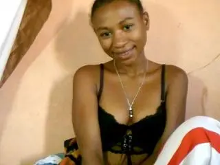 Nude Webcam with GloriaHun - Xlovecam
