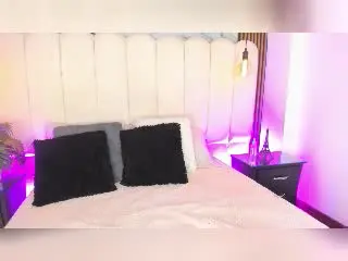 Free Live Porn with SamyLorenss - Xlovecam