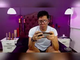 Nude Webcam with WilliamsWolf - Xlovecam