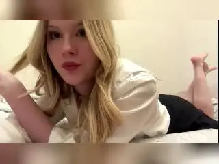 Live Sex Cam with EllamaeRaugust - Xlovecam