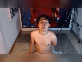 Adult Webcams with KevinCharles - Xlovecam
