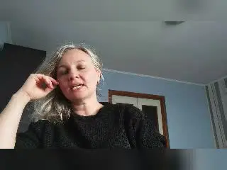 Adult Webcams with EdithManning - Xlovecam