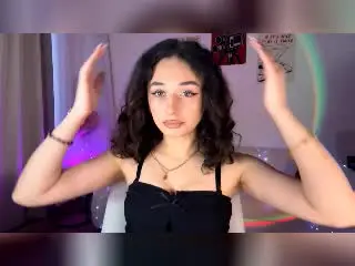 Sex Chat with MyrtieGolds - Xlovecam
