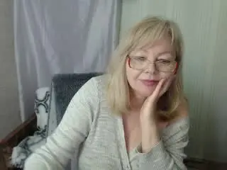 Adult Webcam with EvelynLoveShy - Xlovecam