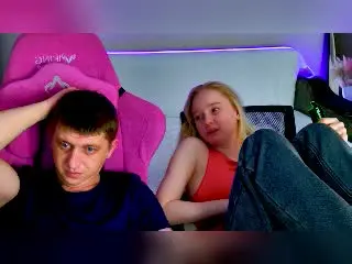 Adult Video Chat with ShawtyMiaAndJack - Xlovecam