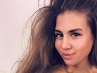 Sex Chat with DorinaDivine - Xlovecam